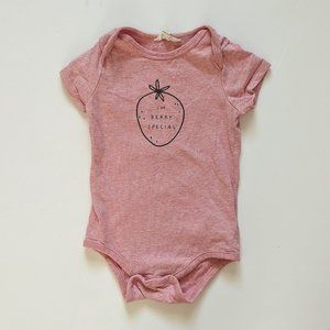 Baby Gap Berry Special Onesie 12-18 months